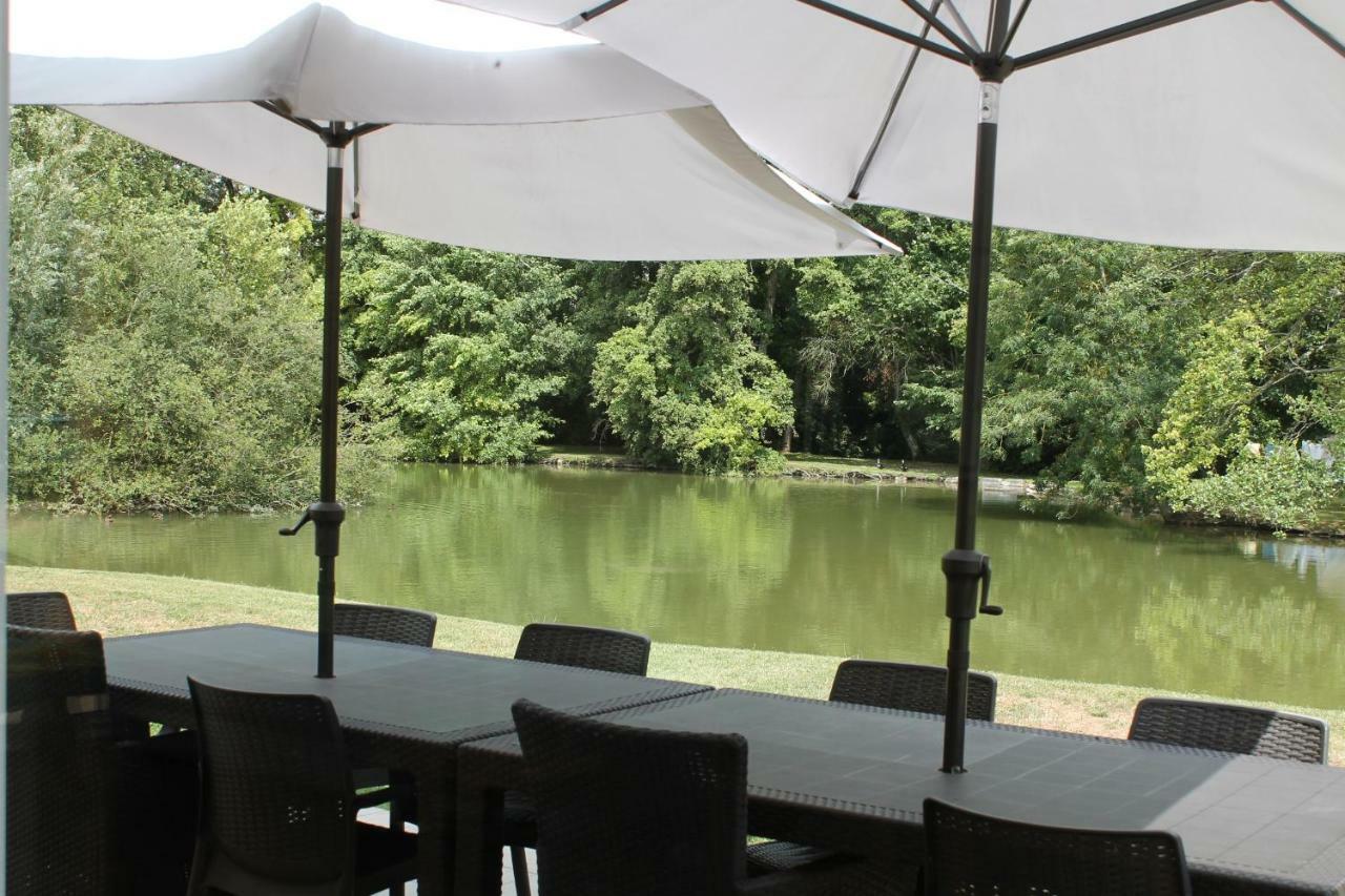 La Cour Du Moulin Hotel Mer Buitenkant foto